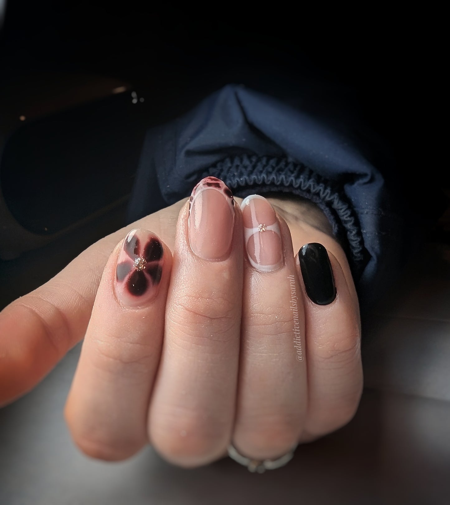 Salon Signature Nail Art